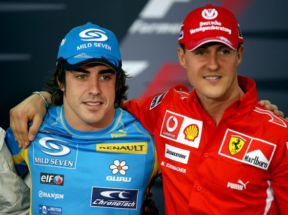 红牛二队鏖战法拉利,阿隆索扛起全队 红牛二队鏖战法拉利,阿隆索扛起全队